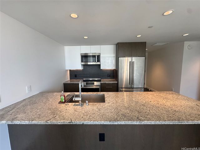 1001 Queen Street 1003, Honolulu, HI 96814