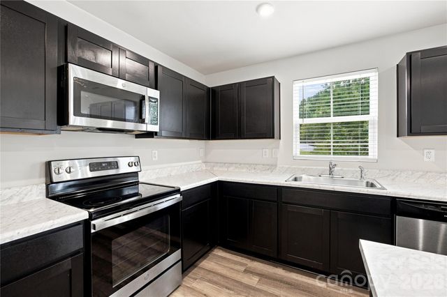 1925 Pin Hook Road 146, Charlotte, NC 28215