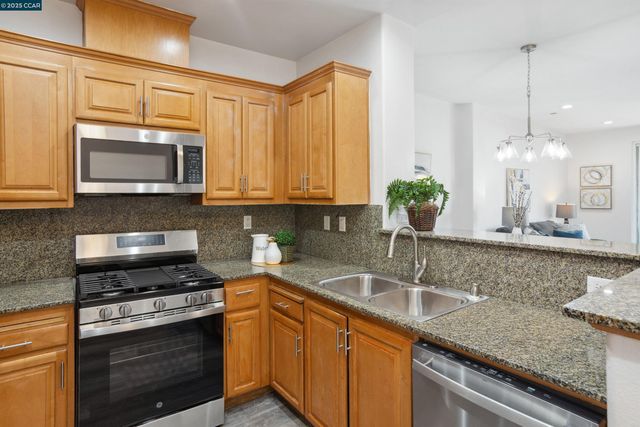 3240 Maguire Way 401, Dublin, CA 94568