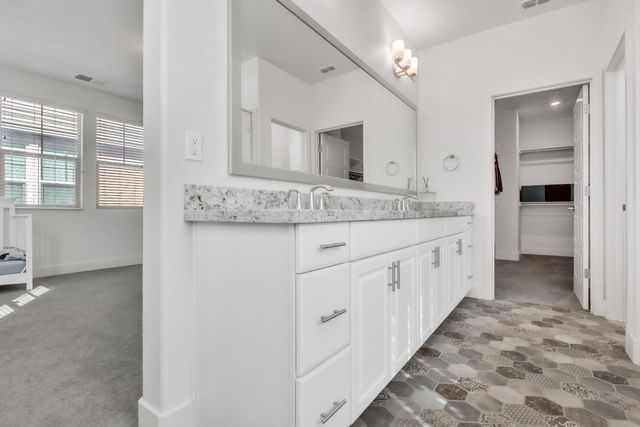 8840 Solo Way, Elk Grove, CA 95757