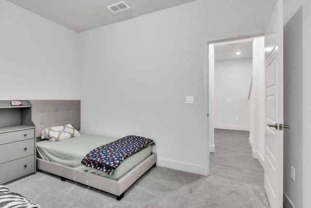 8840 Solo Way, Elk Grove, CA 95757