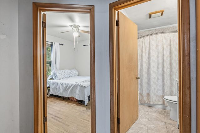 1450 Sandhurst Avenue E, Maplewood, MN 55109