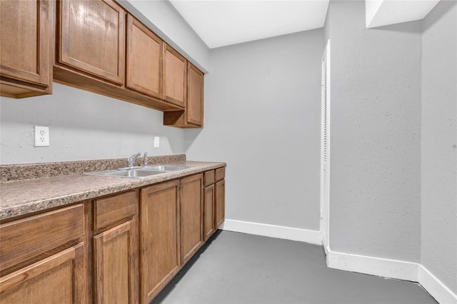 3802 Dabney Street 2, Houston, TX 77026
