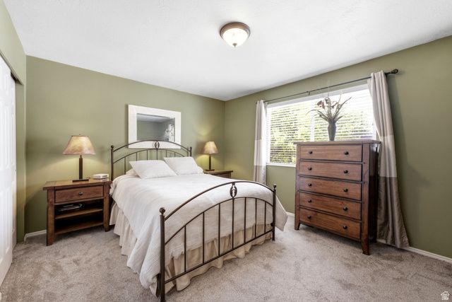 2586 W 2250 N, Clinton, UT 84015