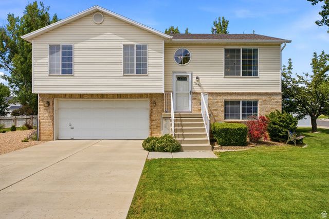2586 W 2250 N, Clinton, UT 84015