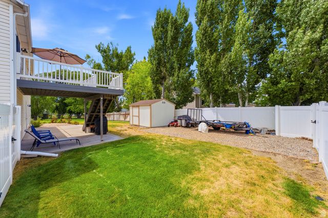 2586 W 2250 N, Clinton, UT 84015