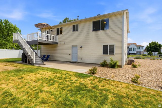 2586 W 2250 N, Clinton, UT 84015