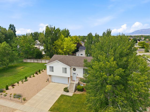2586 W 2250 N, Clinton, UT 84015