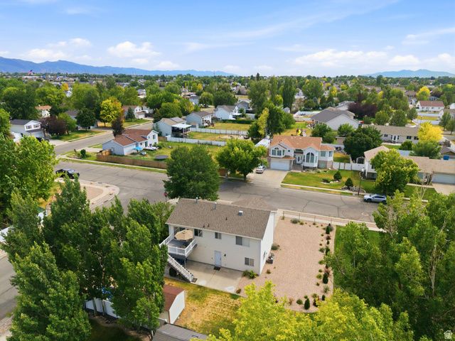 2586 W 2250 N, Clinton, UT 84015