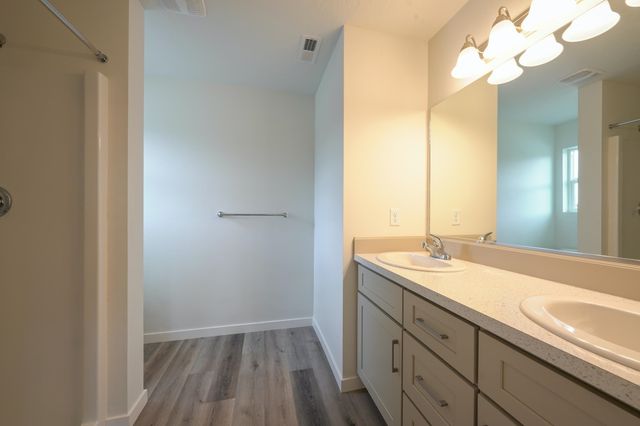 1006 S Century Rd, Spokane Valley, WA 99037