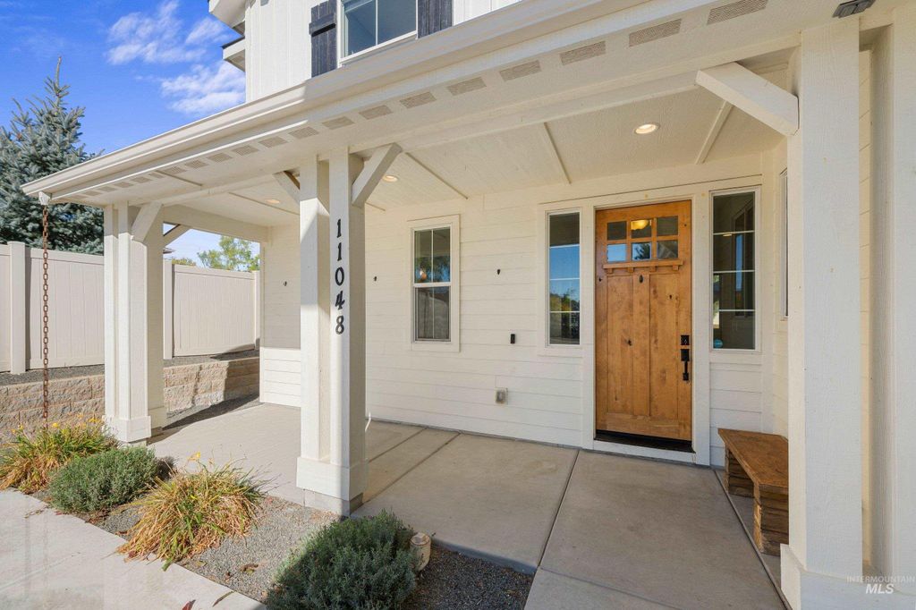 11048 W Victoria Dr, Nampa, ID 83686 photo 4