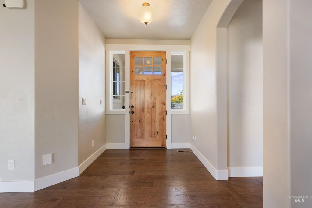 11048 W Victoria Dr, Nampa, ID 83686 photo 5