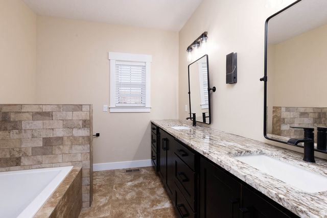 902 W SOUTHERN HLS, Richfield, UT 84701