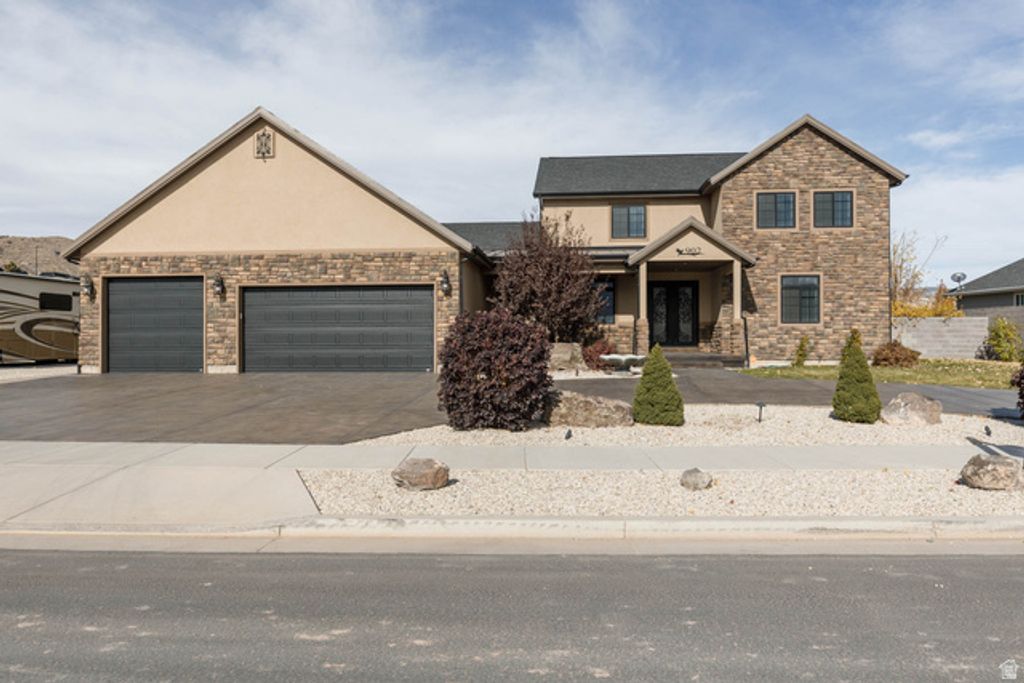 902 W SOUTHERN HLS, Richfield, UT 84701