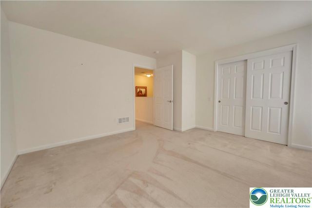 5351 Presidents Drive, Bethlehem City, PA 18017