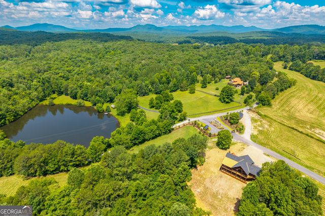 42 Waterstone Way, Mineral Bluff, GA 30559
