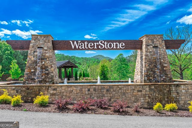 42 Waterstone Way, Mineral Bluff, GA 30559
