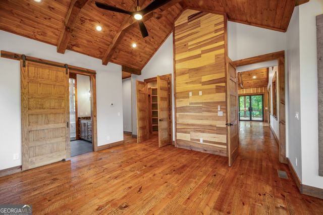 42 Waterstone Way, Mineral Bluff, GA 30559