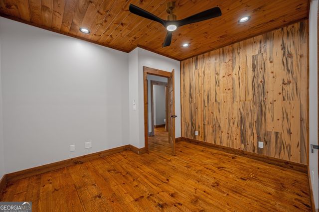 42 Waterstone Way, Mineral Bluff, GA 30559