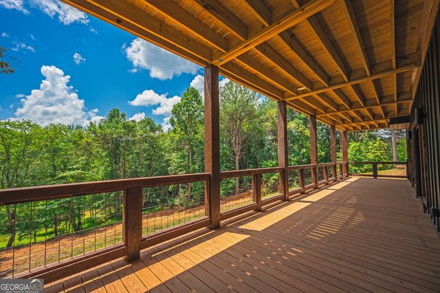 42 Waterstone Way, Mineral Bluff, GA 30559