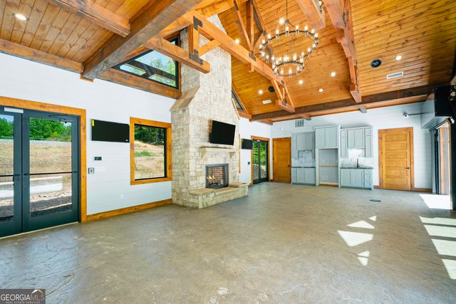 42 Waterstone Way, Mineral Bluff, GA 30559