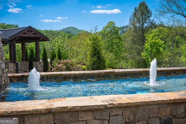 42 Waterstone Way, Mineral Bluff, GA 30559