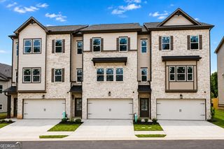 4226 Fern River Trail 18, Norcross, GA 30093