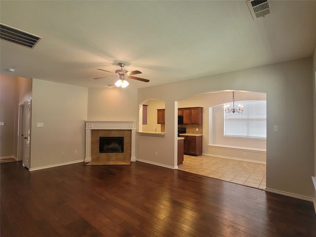 806 Bens Drive, Anna, TX 75409