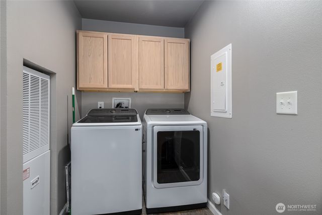 190 Midway Lane E, Shelton, WA 98584