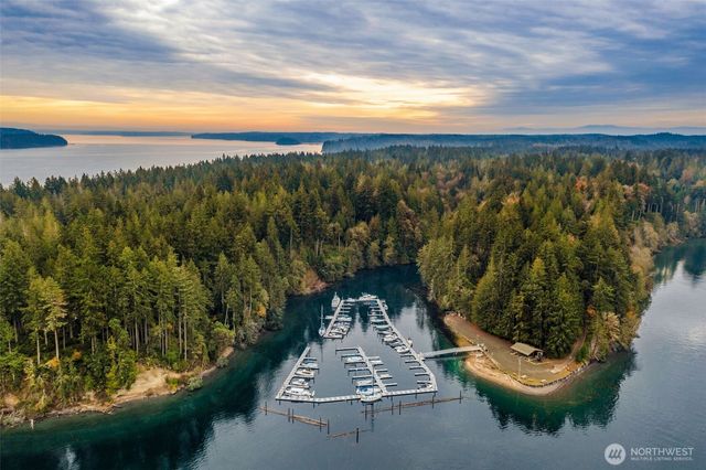 441 E Pointes Drive E, Shelton, WA 98584
