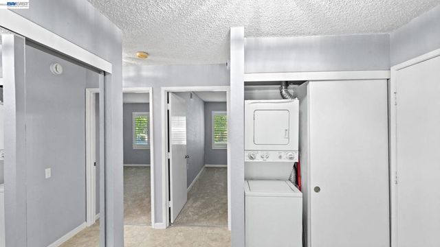 2128 Tice Creek Dr 3, Walnut Creek, CA 94595