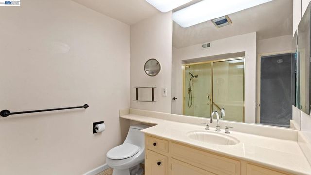 2128 Tice Creek Dr 3, Walnut Creek, CA 94595