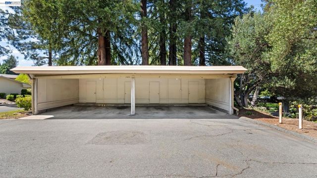 2128 Tice Creek Dr 3, Walnut Creek, CA 94595