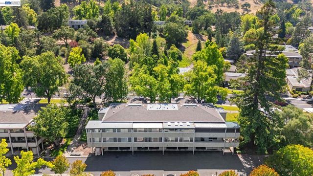 2128 Tice Creek Dr 3, Walnut Creek, CA 94595
