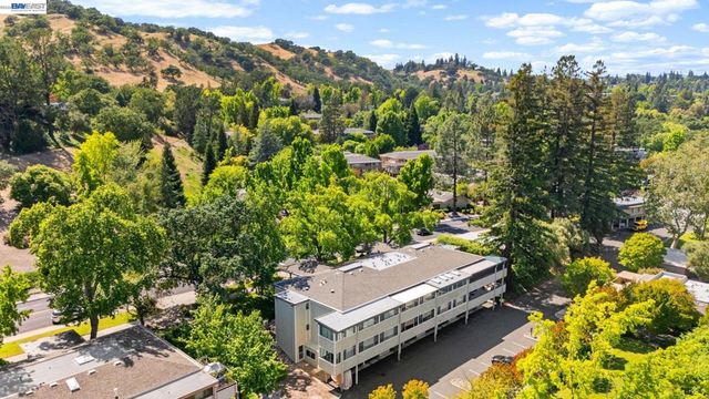 2128 Tice Creek Dr 3, Walnut Creek, CA 94595