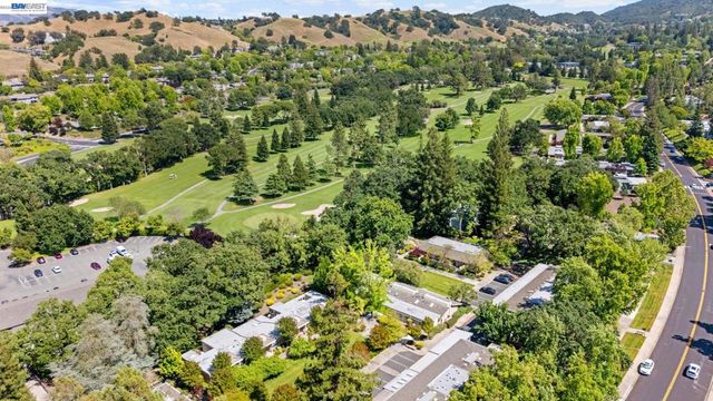 2128 Tice Creek Dr 3, Walnut Creek, CA 94595