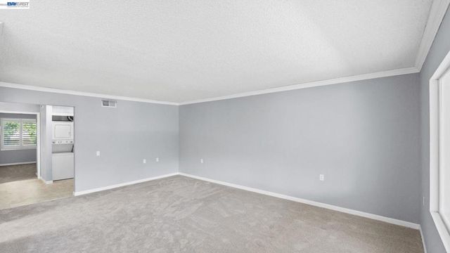 2128 Tice Creek Dr 3, Walnut Creek, CA 94595
