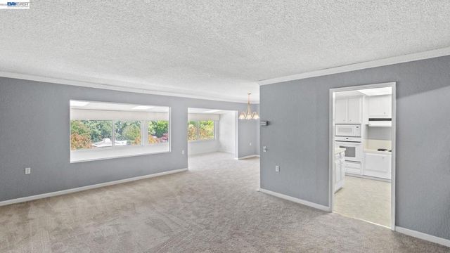 2128 Tice Creek Dr 3, Walnut Creek, CA 94595