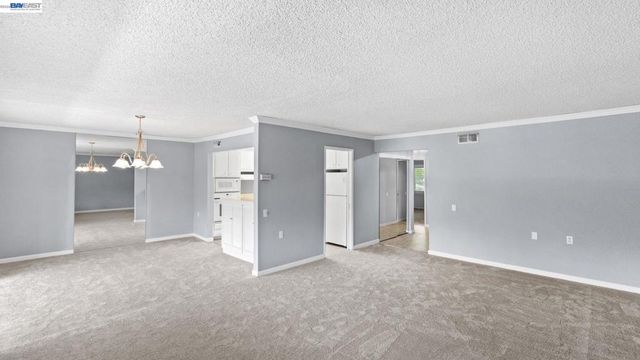 2128 Tice Creek Dr 3, Walnut Creek, CA 94595