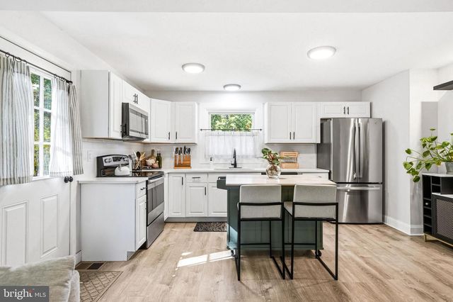 209 MYRTLE LN, Berlin, NJ 08009