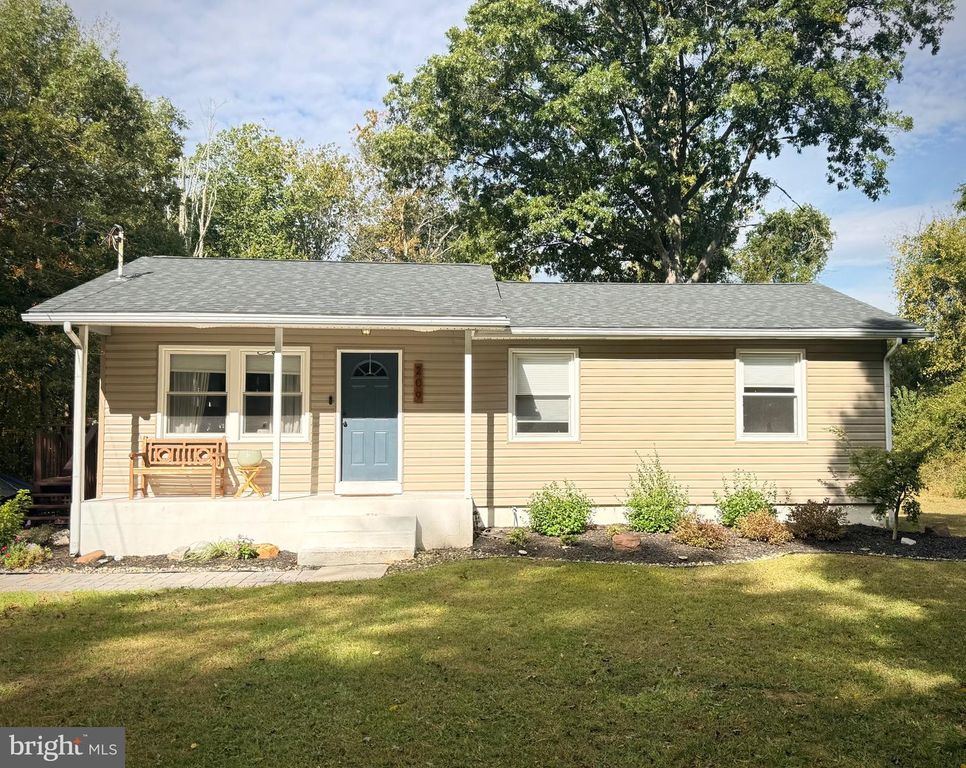 209 MYRTLE LN, Berlin, NJ 08009