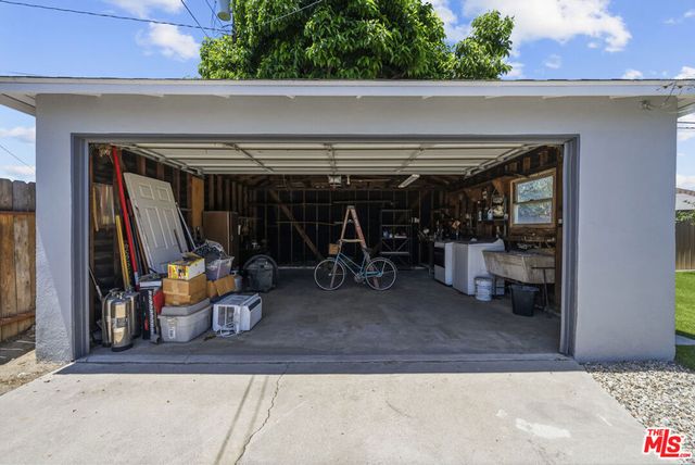 12817 Blodgett Avenue, Downey, CA 90242
