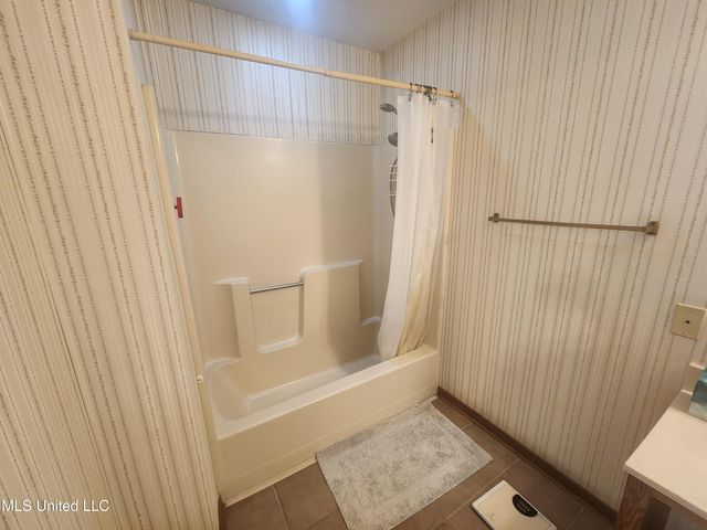 13349 Lorraine Road, Biloxi, MS 39532