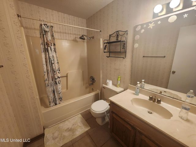 13349 Lorraine Road, Biloxi, MS 39532