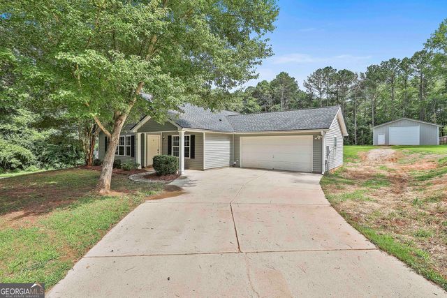 282 Sanders Davis Road, Newnan, GA 30263