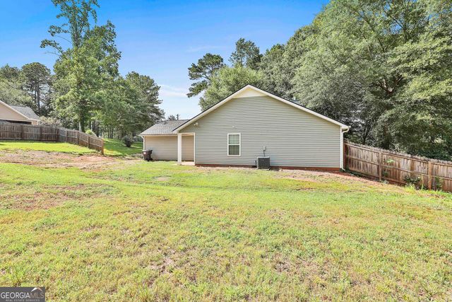 282 Sanders Davis Road, Newnan, GA 30263