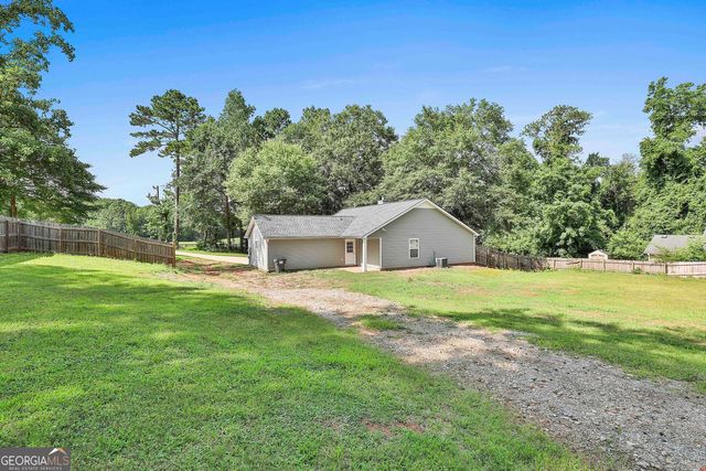 282 Sanders Davis Road, Newnan, GA 30263