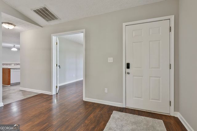 282 Sanders Davis Road, Newnan, GA 30263