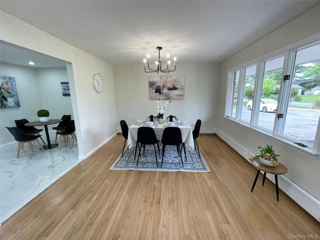 70 County Route 17, Pine Bush, NY 12566