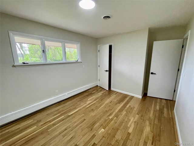 70 County Route 17, Pine Bush, NY 12566